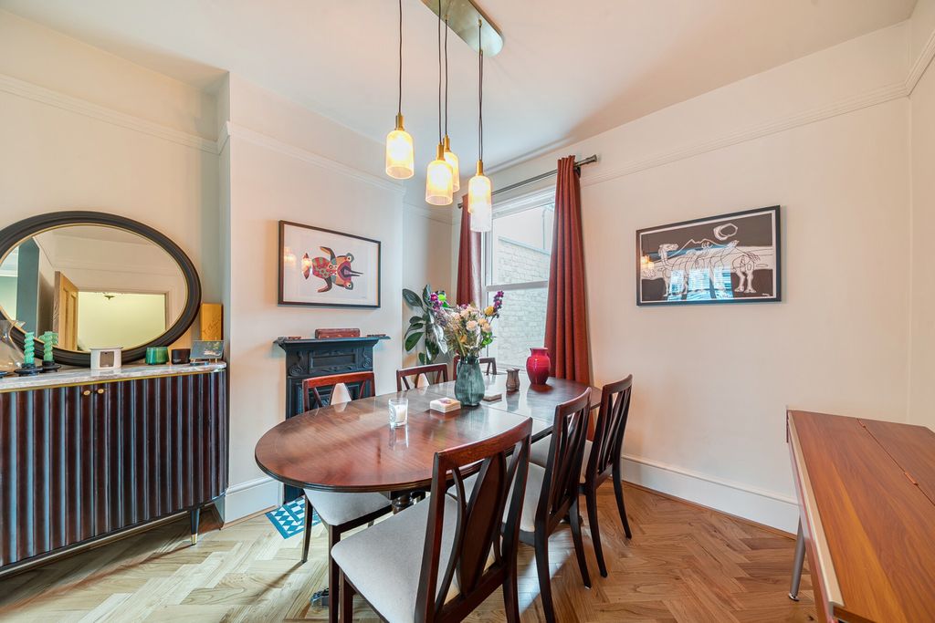 Property photo 3 of 20 Recepetion