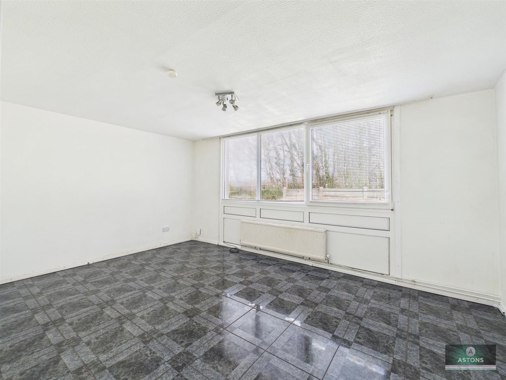 Property photo 2 of 9 Cam02067G0-Pr0218-Still003.Jpg