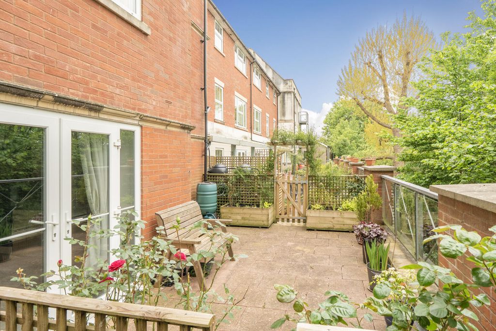 Property photo 1 of 24 Terrace / Patio