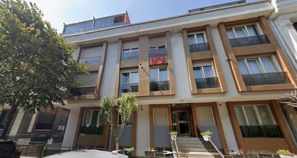 Property photo 1 of 17 Istanbul City Centre Property For Sale - Main Apartment Building