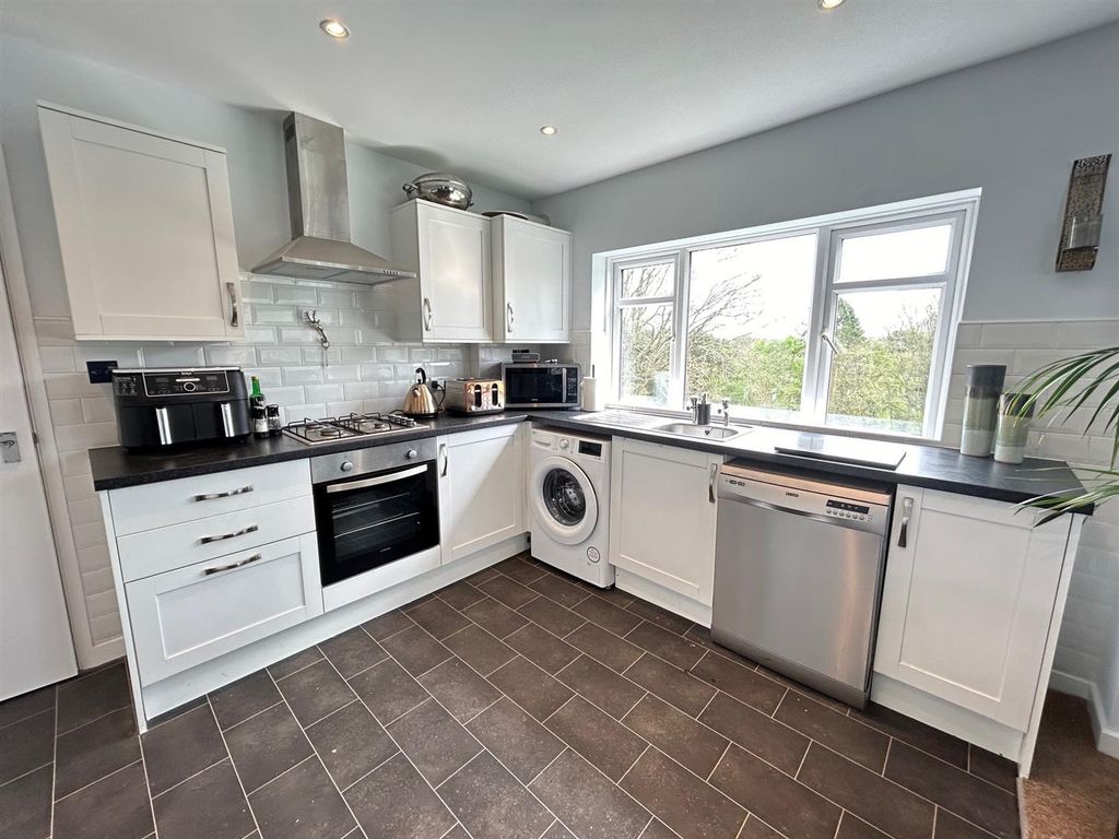 Property photo 3 of 10 4.Jpg