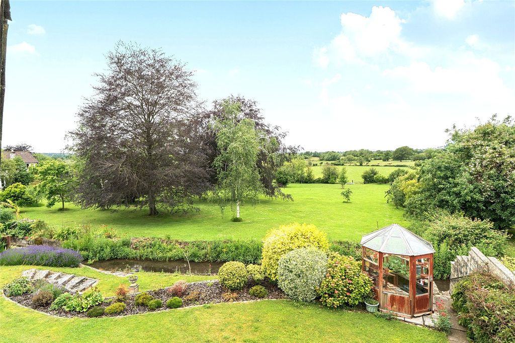 Property photo 2 of 27 Picture No. 21