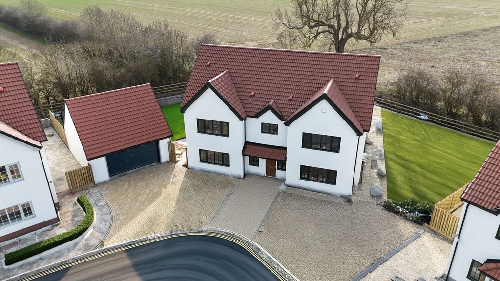 Property photo 1 of 7 4278450