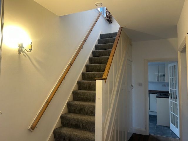 Property photo 2 of 25