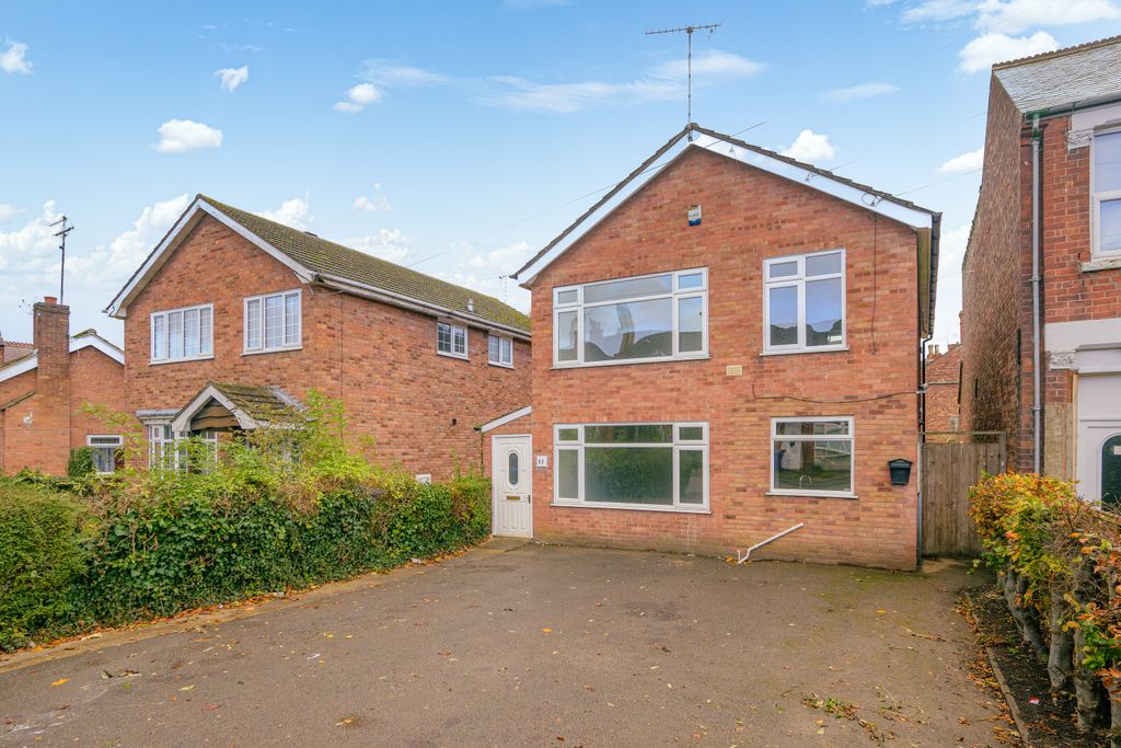 Property photo 1 of 21