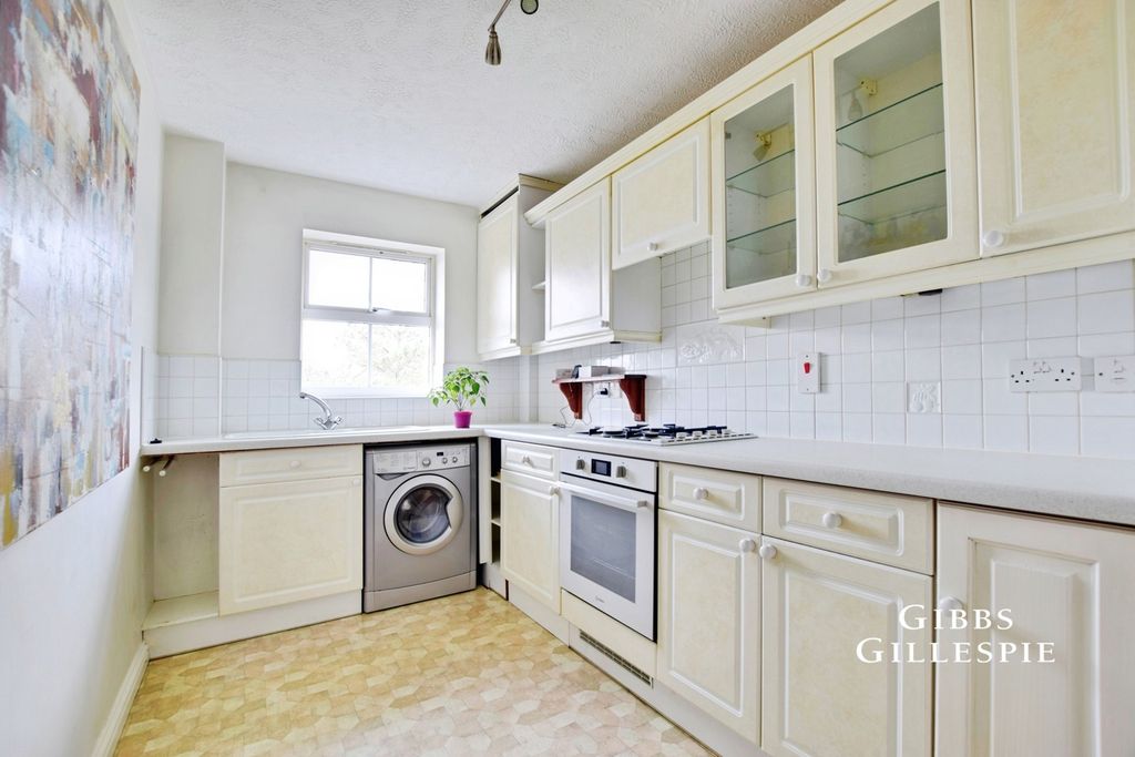 Property photo 2 of 8 Pbox-Img.Jpg