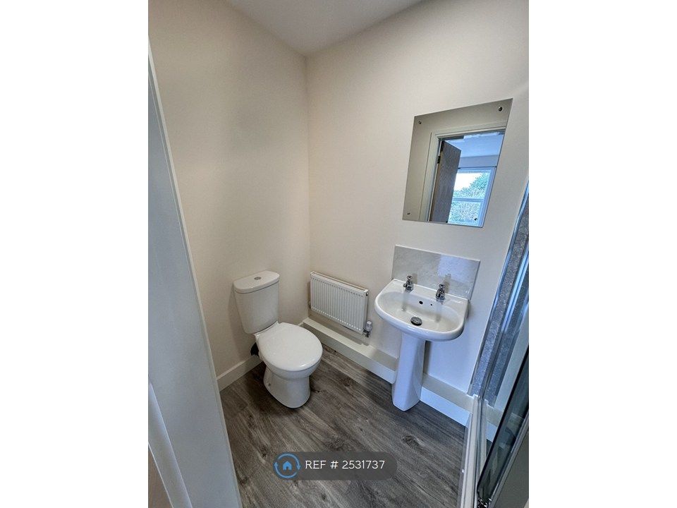 Property photo 3 of 4
