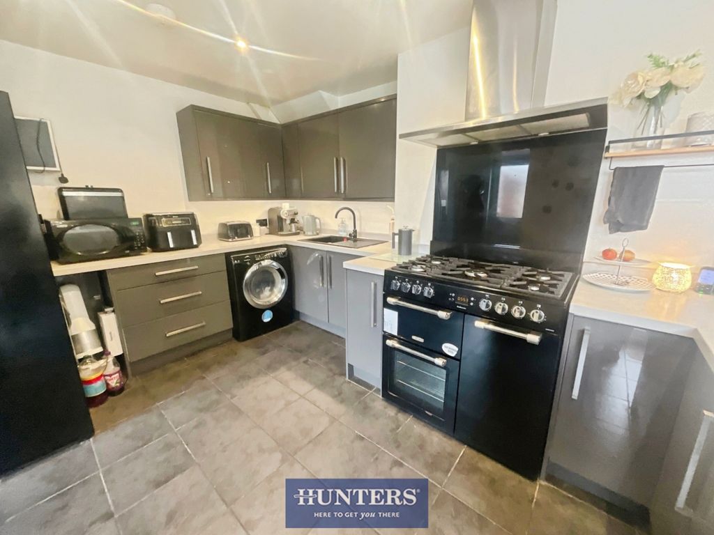 Property photo 3 of 16 Pbox-Img.Jpg