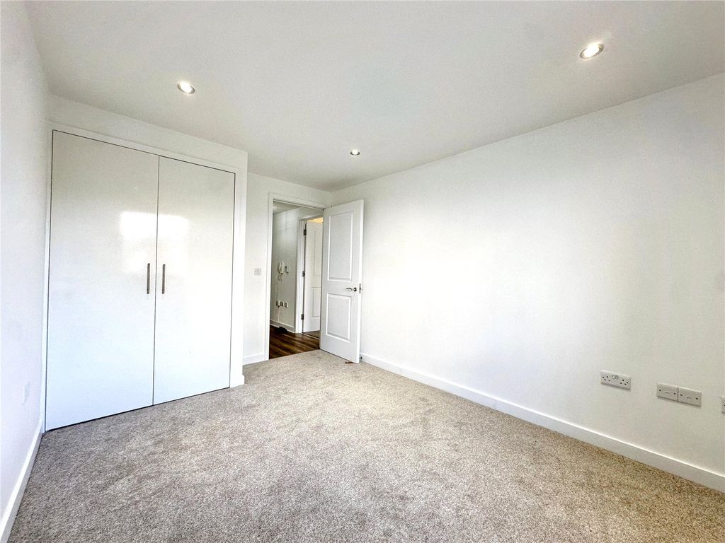 Property photo 1 of 12 Picture No. 19