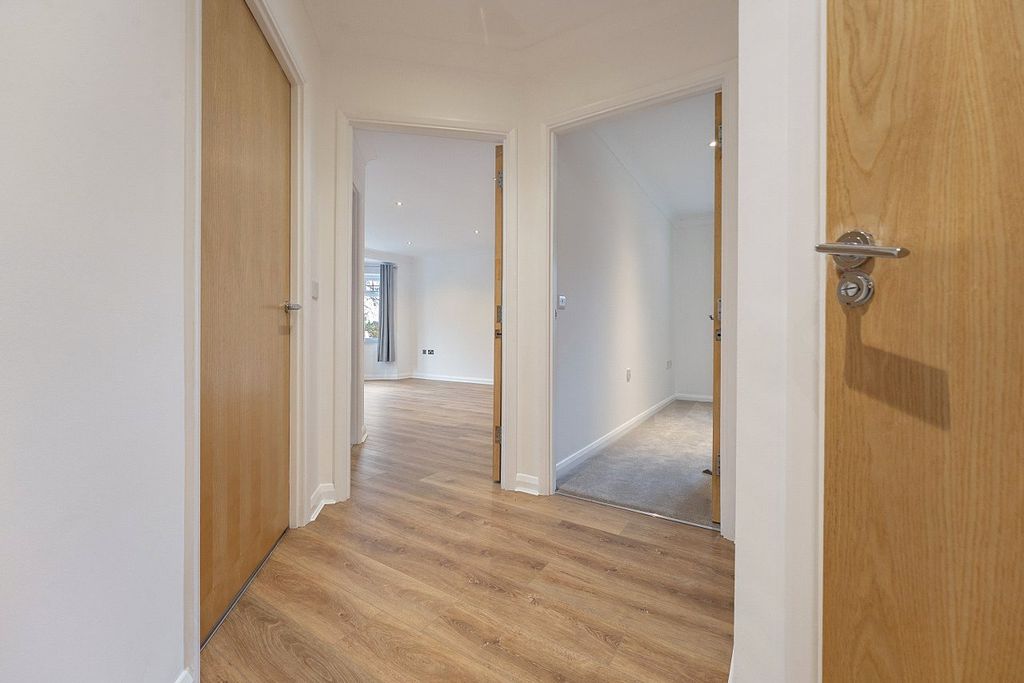 Property photo 1 of 10 Picture No. 14