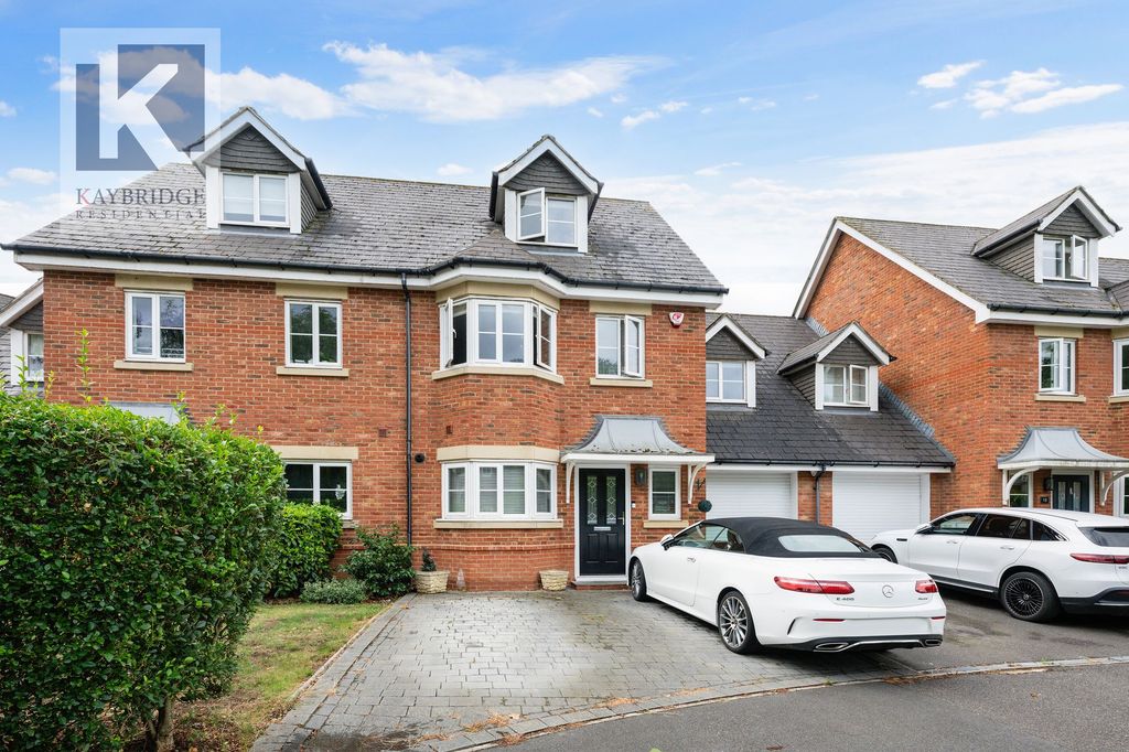 Property photo 1 of 16