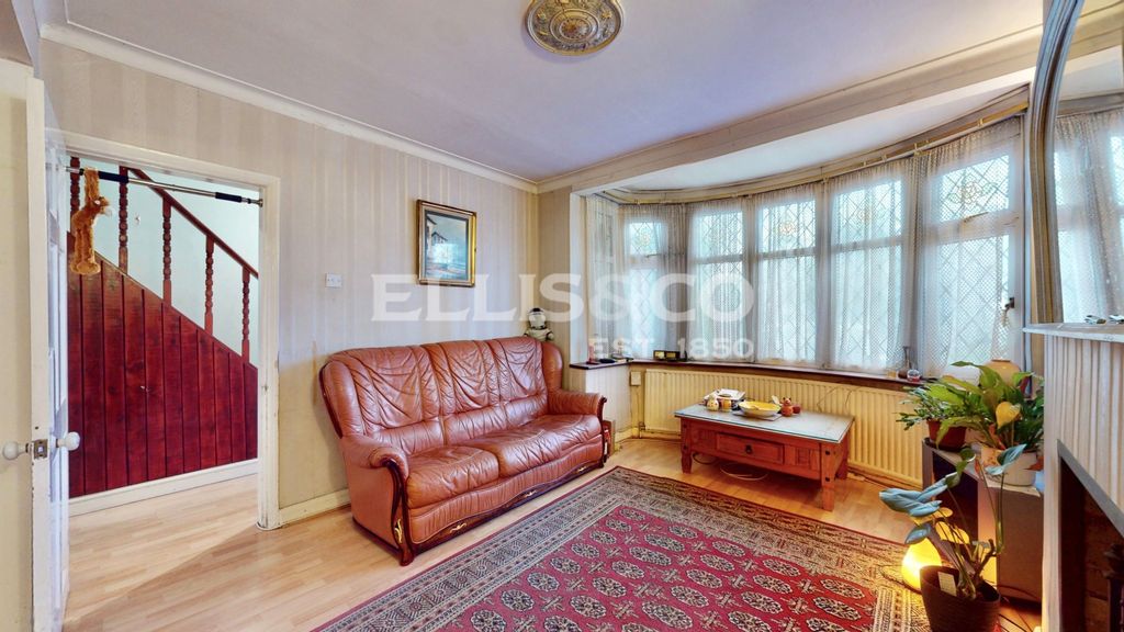 Property photo 3 of 23 Picture No. 01