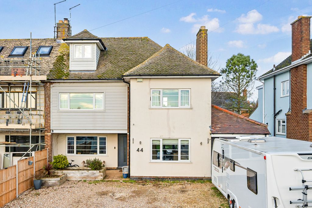 Property photo 1 of 45