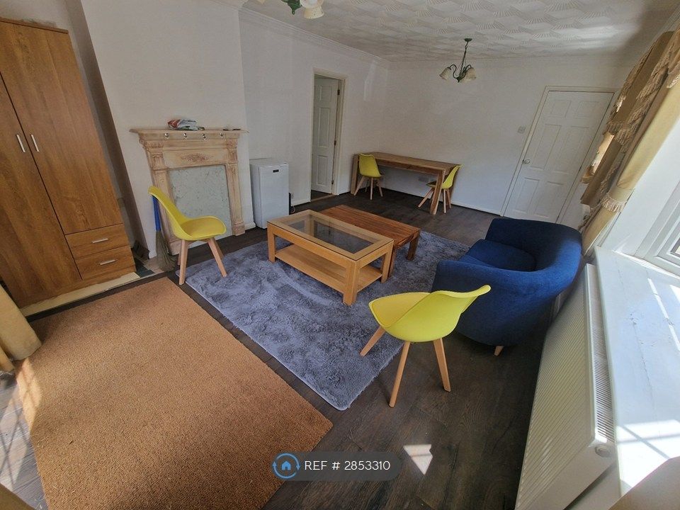 Property photo 3 of 4