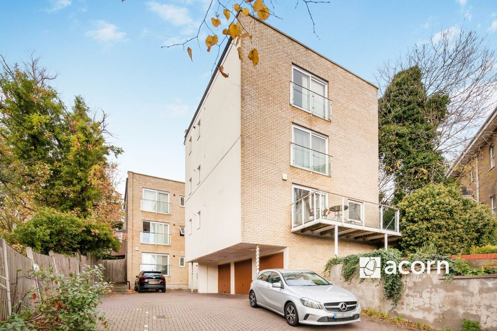 Property photo 1 of 10 External