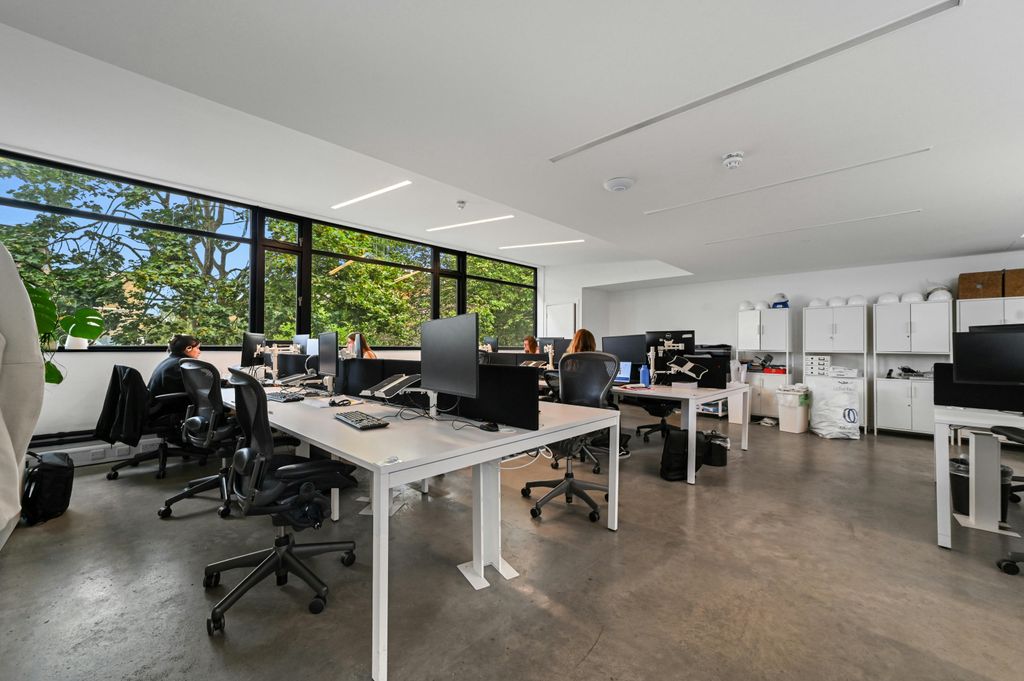 Property photo 2 of 12 MD-Bc-1-3Mundystreet-8.Jpg
