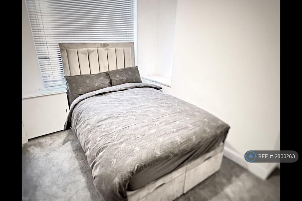 Property photo 2 of 8 0Fff437172559Cb09F07Aa15E12F4194