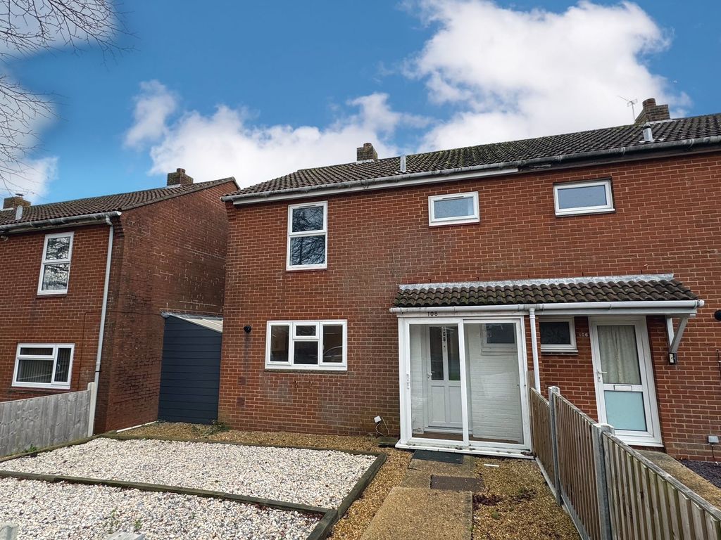 Property photo 1 of 12 Front