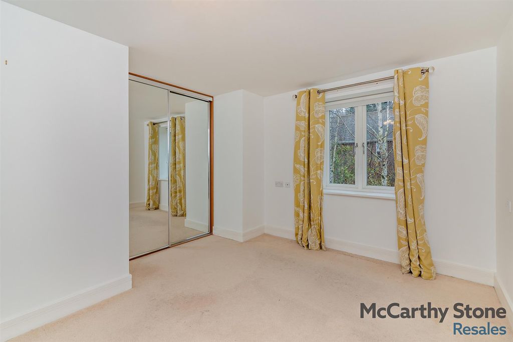 Additional image 6 of 1 bed flat for saleMorgan Court, Station Road, Petworth, West Sussex GU28