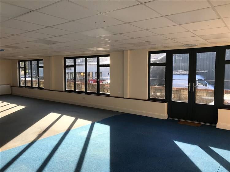 Property photo 3 of 3