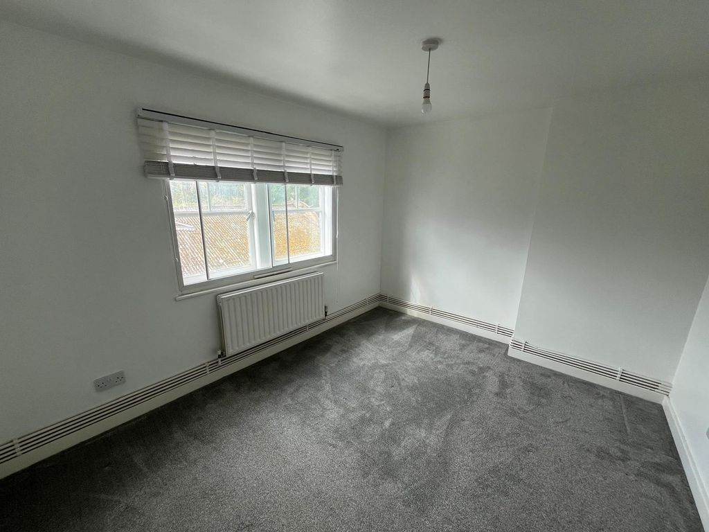 Property photo 1 of 6 F9249B10-E998-4Eca-923d-B91Eb925Bacf