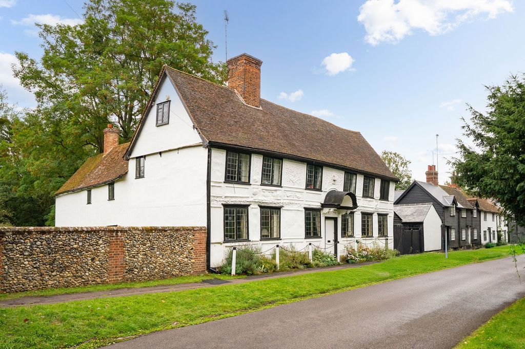 Property photo 1 of 28