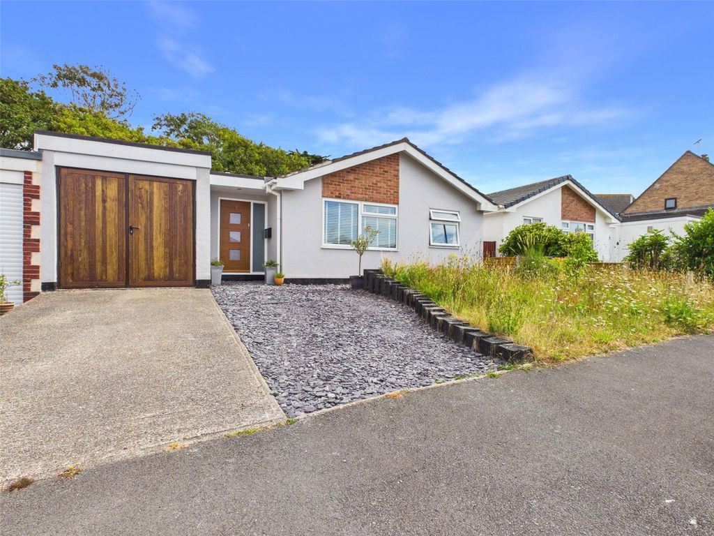 Property photo 1 of 23 Picture No. 02