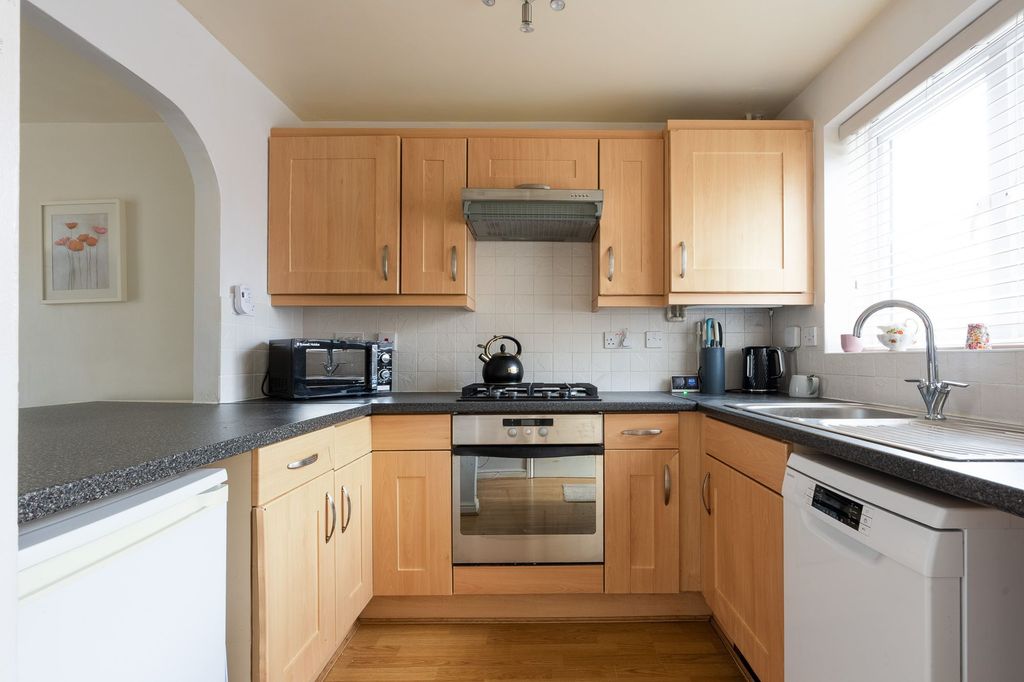 Property photo 3 of 7