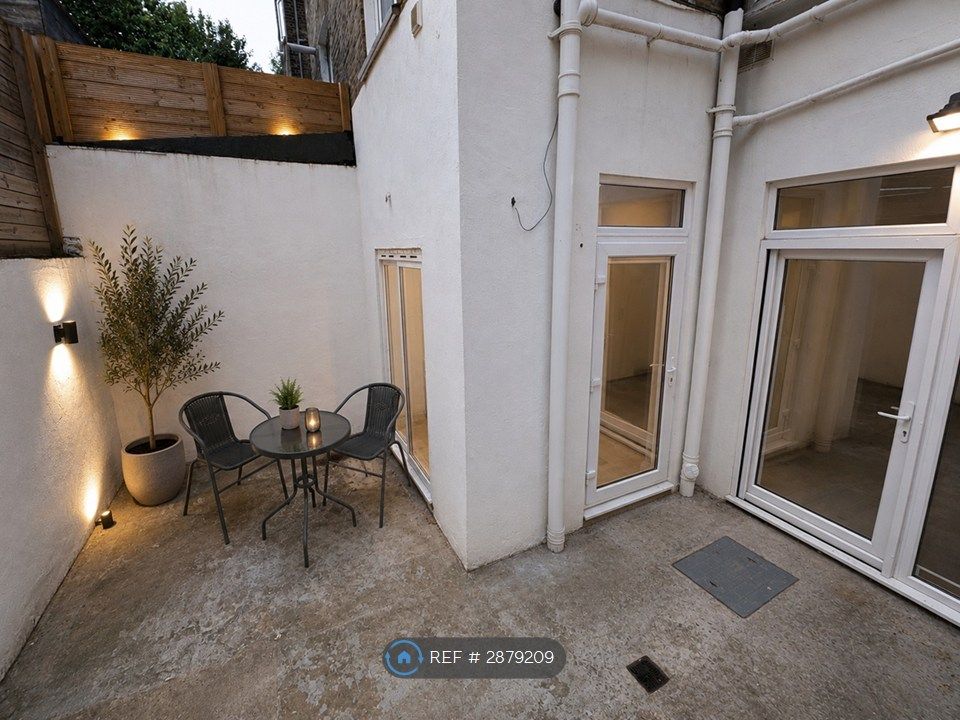 Property photo 2 of 3