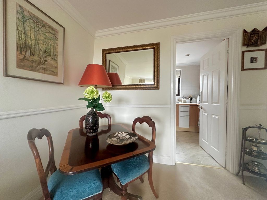 Additional image 4 of 2 bed flat for saleThe Queens, Ranelagh Road, Deal CT14