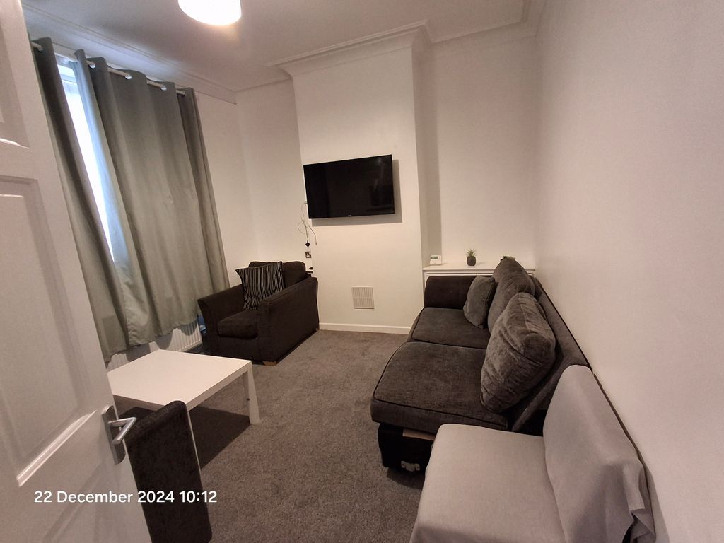 Property photo 1 of 27