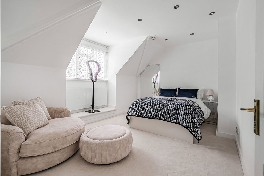 Additional image 14 of 5 bed detached house for saleForest Road, Horsham RH12