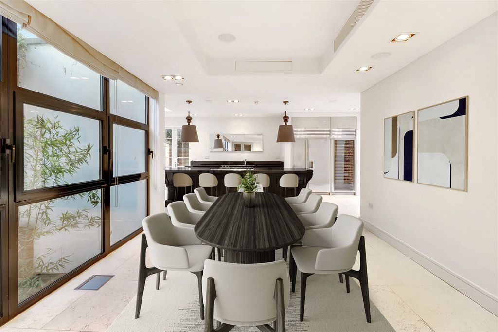 Property photo 3 of 22 Dining Area