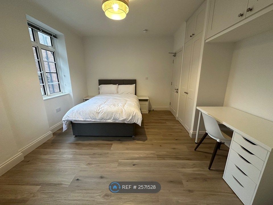 Property photo 2 of 6