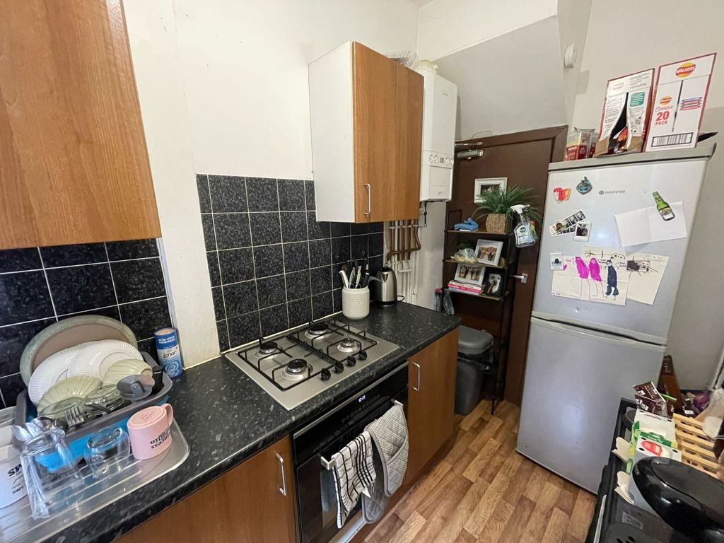 Property photo 2 of 3