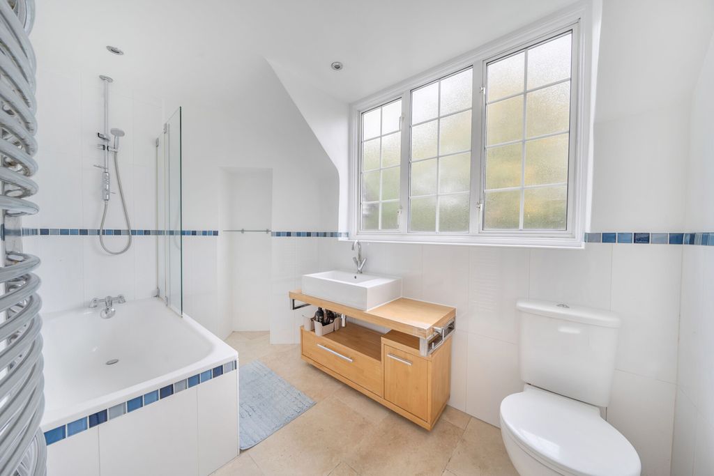 Additional image 19 of 3 bed flat for saleMarsh Road, Pinner, Middlesex HA5