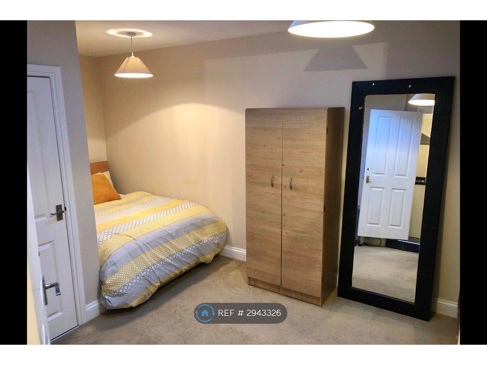 Property photo 1 of 4