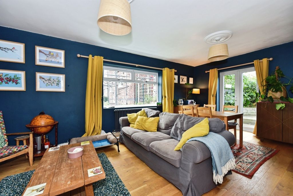 Property photo 3 of 17 Pbox-Img.Jpg