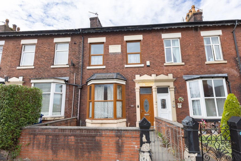 Property photo 1 of 23