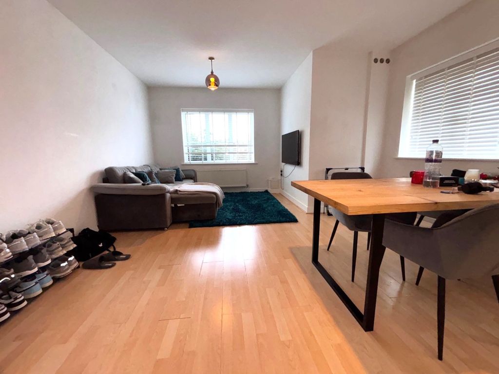 Property photo 2 of 6 Picture 2