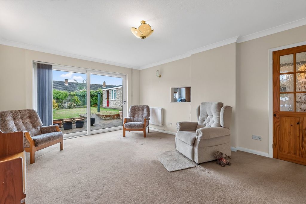 Property photo 3 of 24