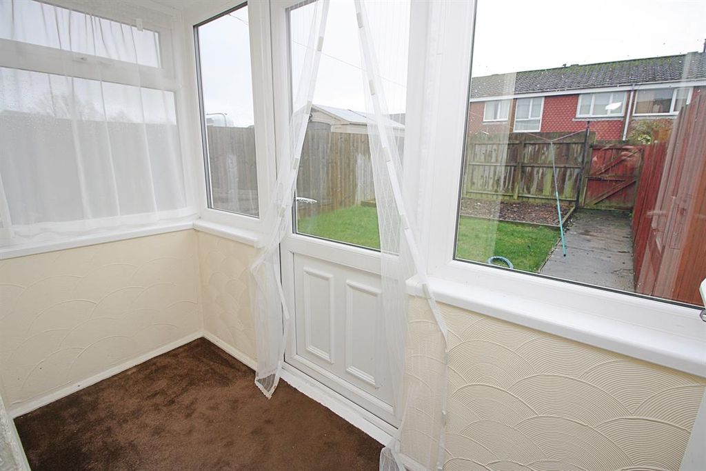Property photo 2 of 16