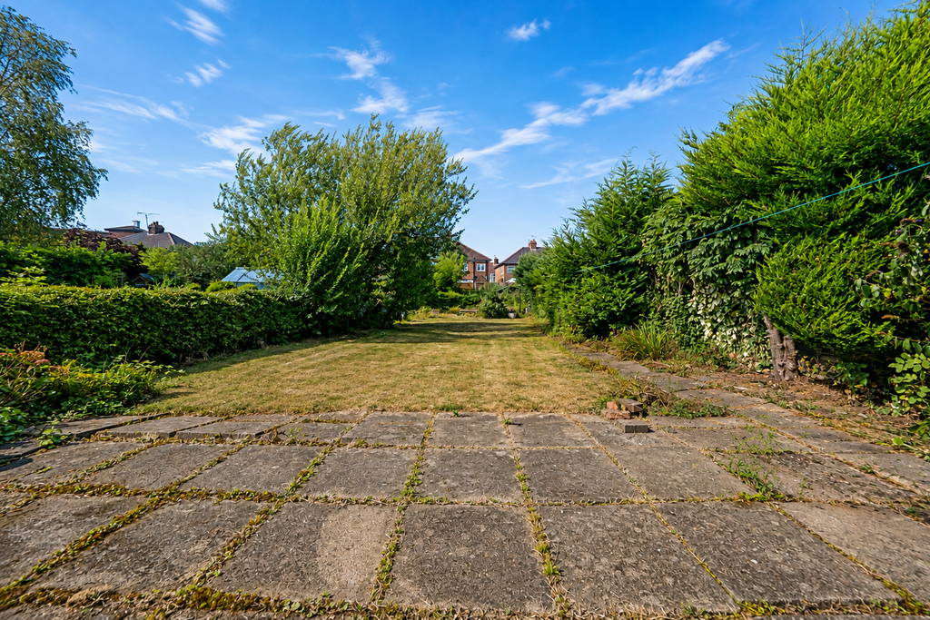 Property photo 2 of 15 Garden