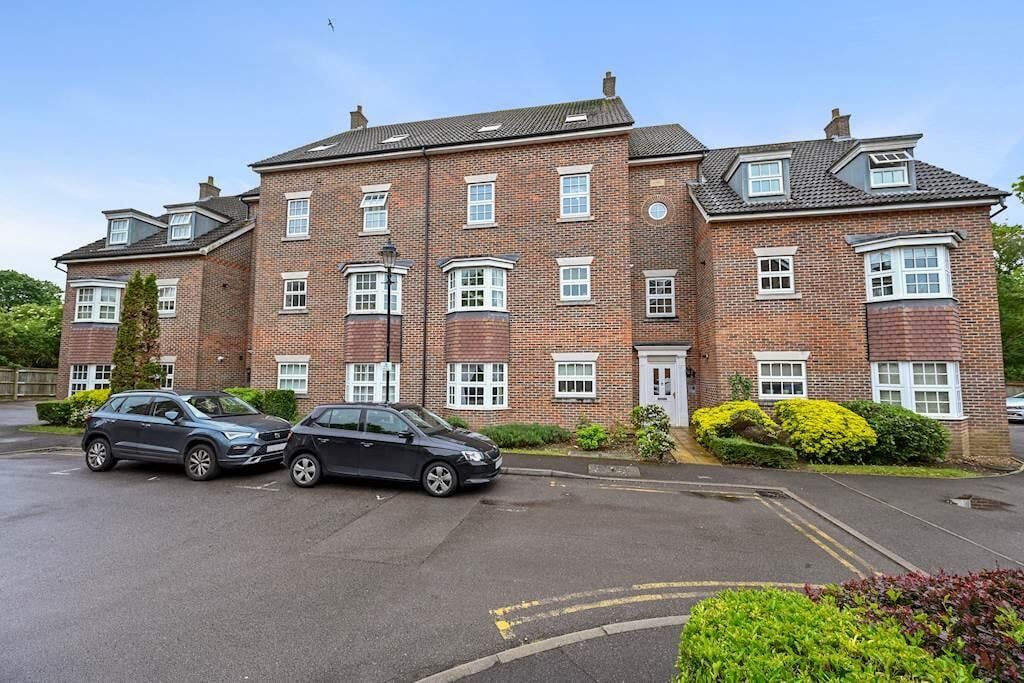 Property photo 1 of 14