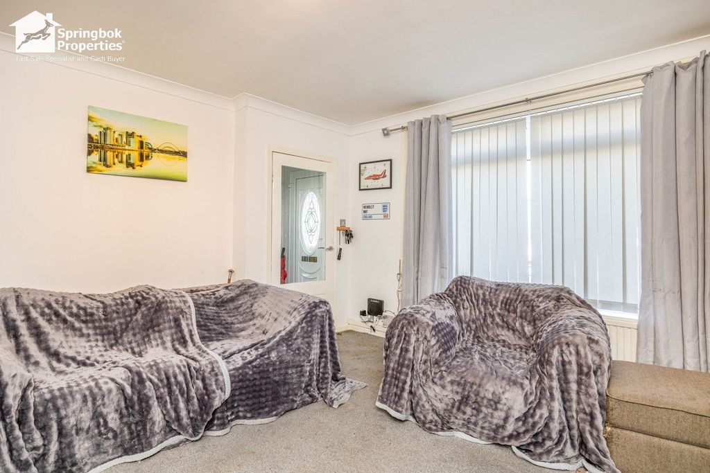 Property photo 3 of 10 Image 2