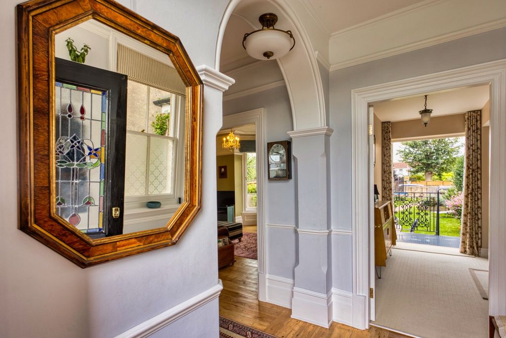 Property photo 3 of 24 Picture No. 10