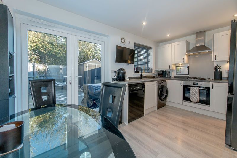 Property photo 2 of 19 Kitchen/Dining Room