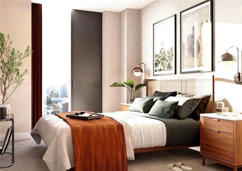Property photo 3 of 10 Example Bedroom