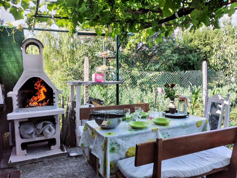 Property photo 2 of 18