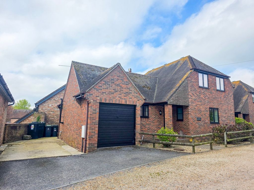 Property photo 3 of 25